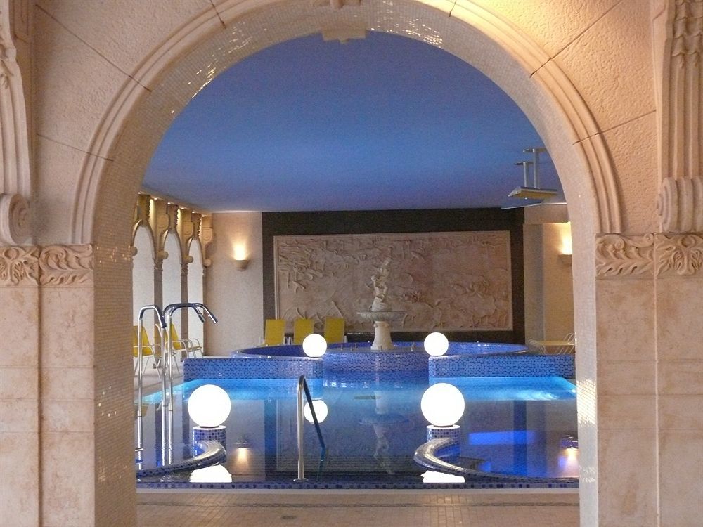 Hotel Bellevue Esztergom Extérieur photo